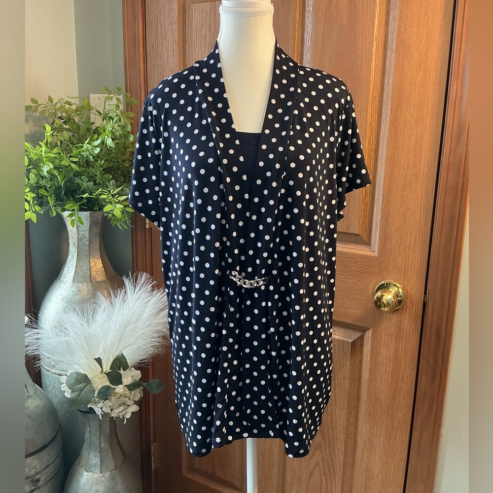 Liz McCoy Woman’s Plus Size 2X Short Sleeve Black & White Polka Dot Blouse EUC.